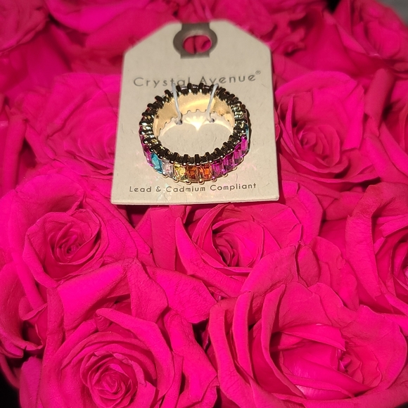 Ring - Picture 1 of 4